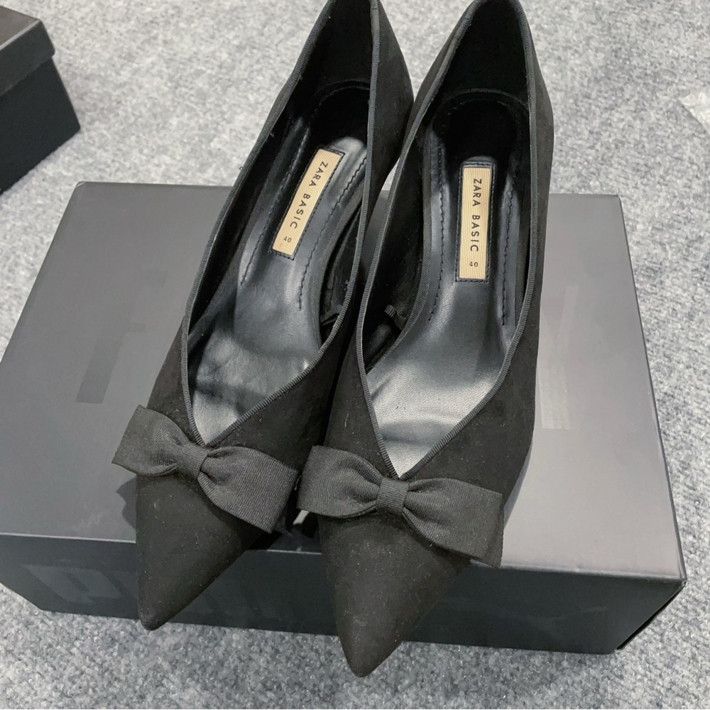Zara Basic Black Bow Low Heels